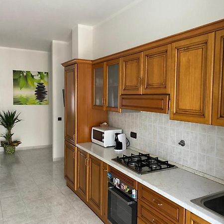 Appartamento Comodo E Grazioso Turin Exterior photo